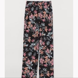 Wide Leg Pull-on Pants